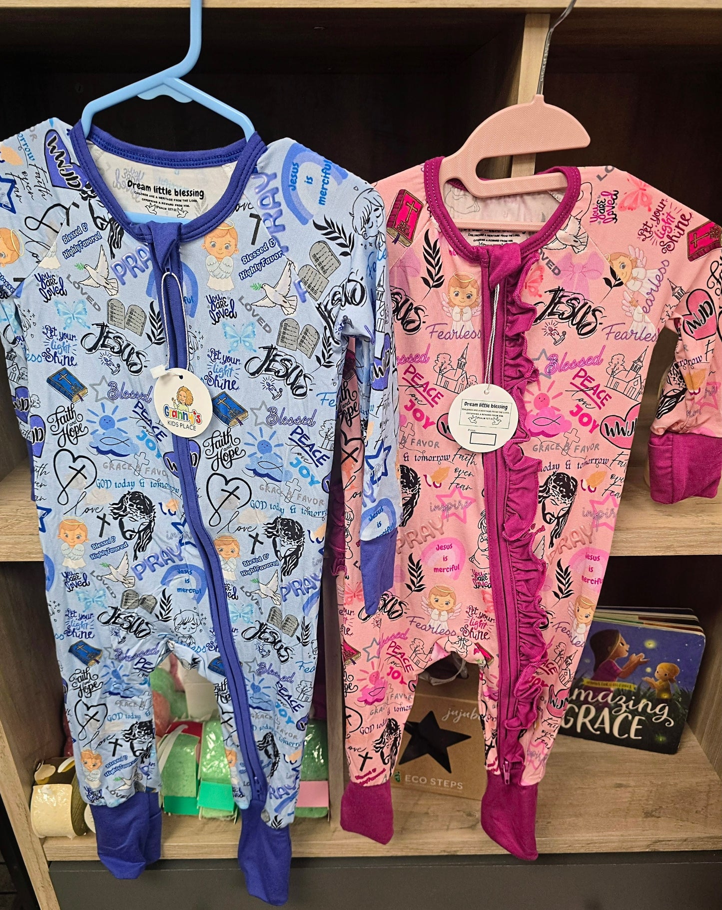 Jesus sleeper - girl (also available in 2pc jammie or in Blue)